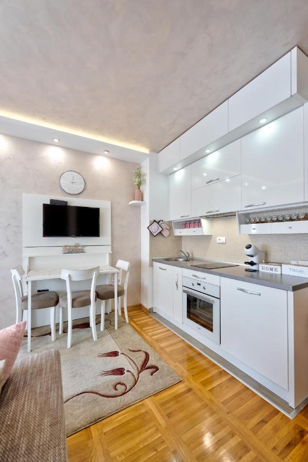 Apartman Tajena ซลาตีบอร์ ภายนอก รูปภาพ