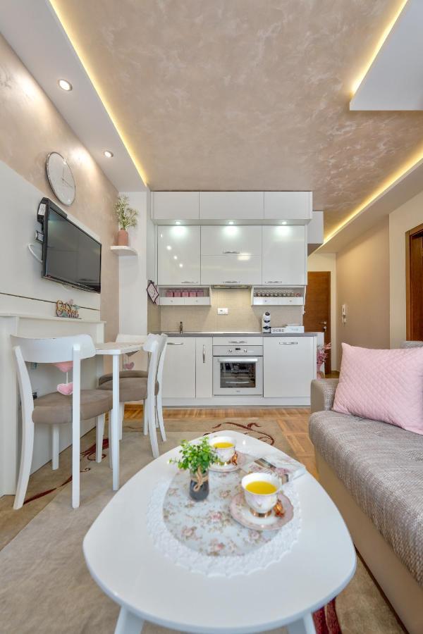 Apartman Tajena ซลาตีบอร์ ภายนอก รูปภาพ