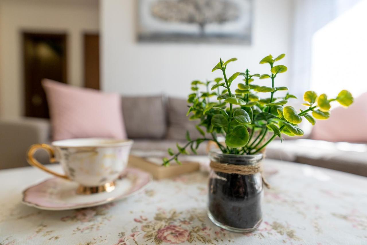 Apartman Tajena ซลาตีบอร์ ภายนอก รูปภาพ